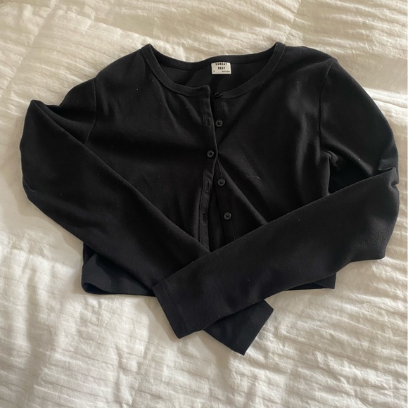 aritzia sunday best black button up top - Picture 1 of 2